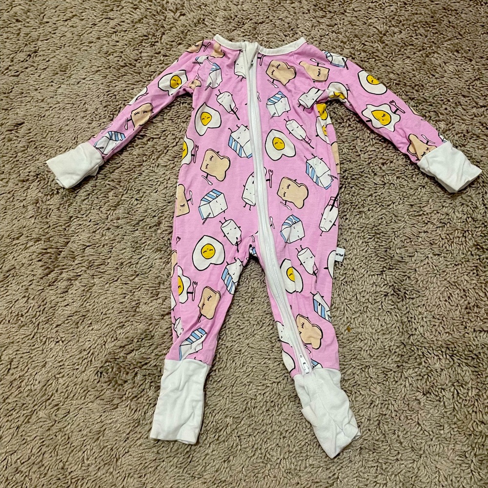 Little Sleepies 0-3 month breakfast zippy